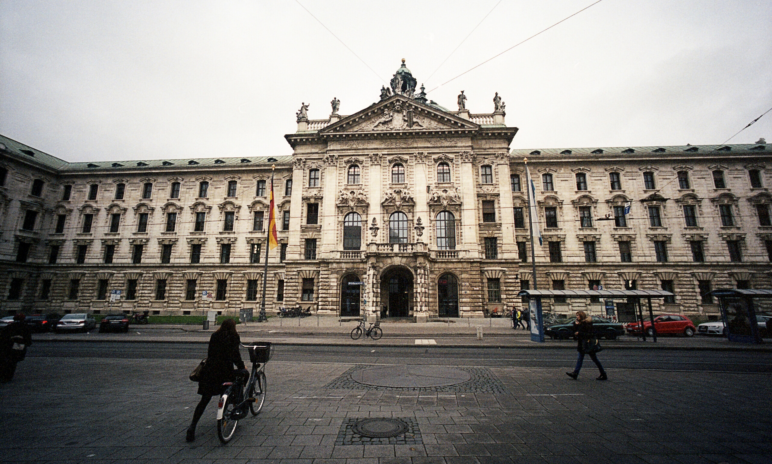 Landgericht München I beschließt 3 Jahre Haft für Pater M.
